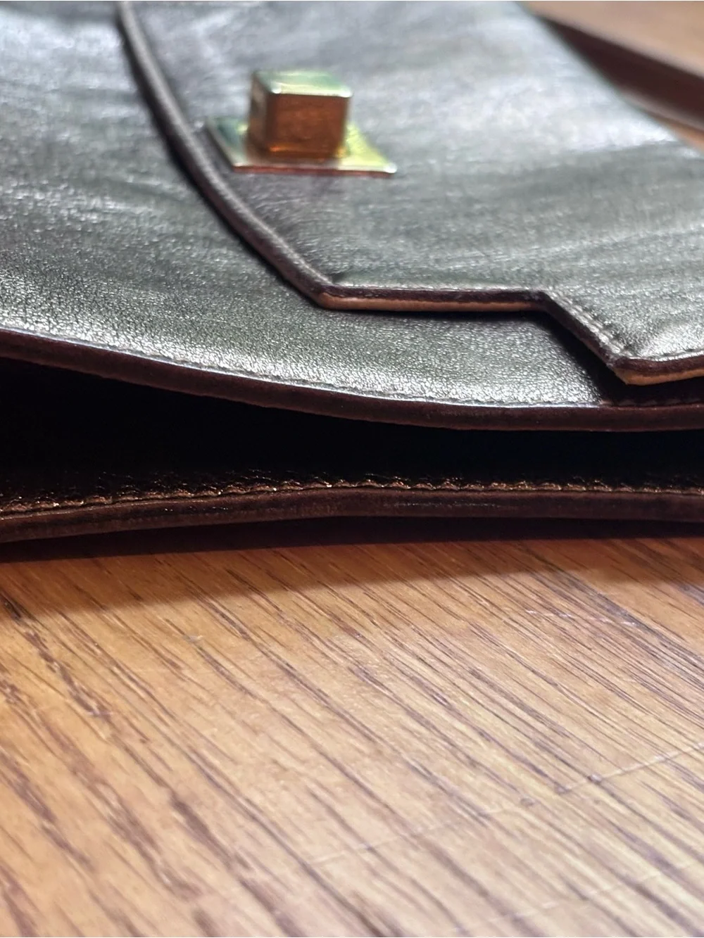 Vintage Furla Metallic Leather Crossbody Clutch Y2K Italian Designer Bag